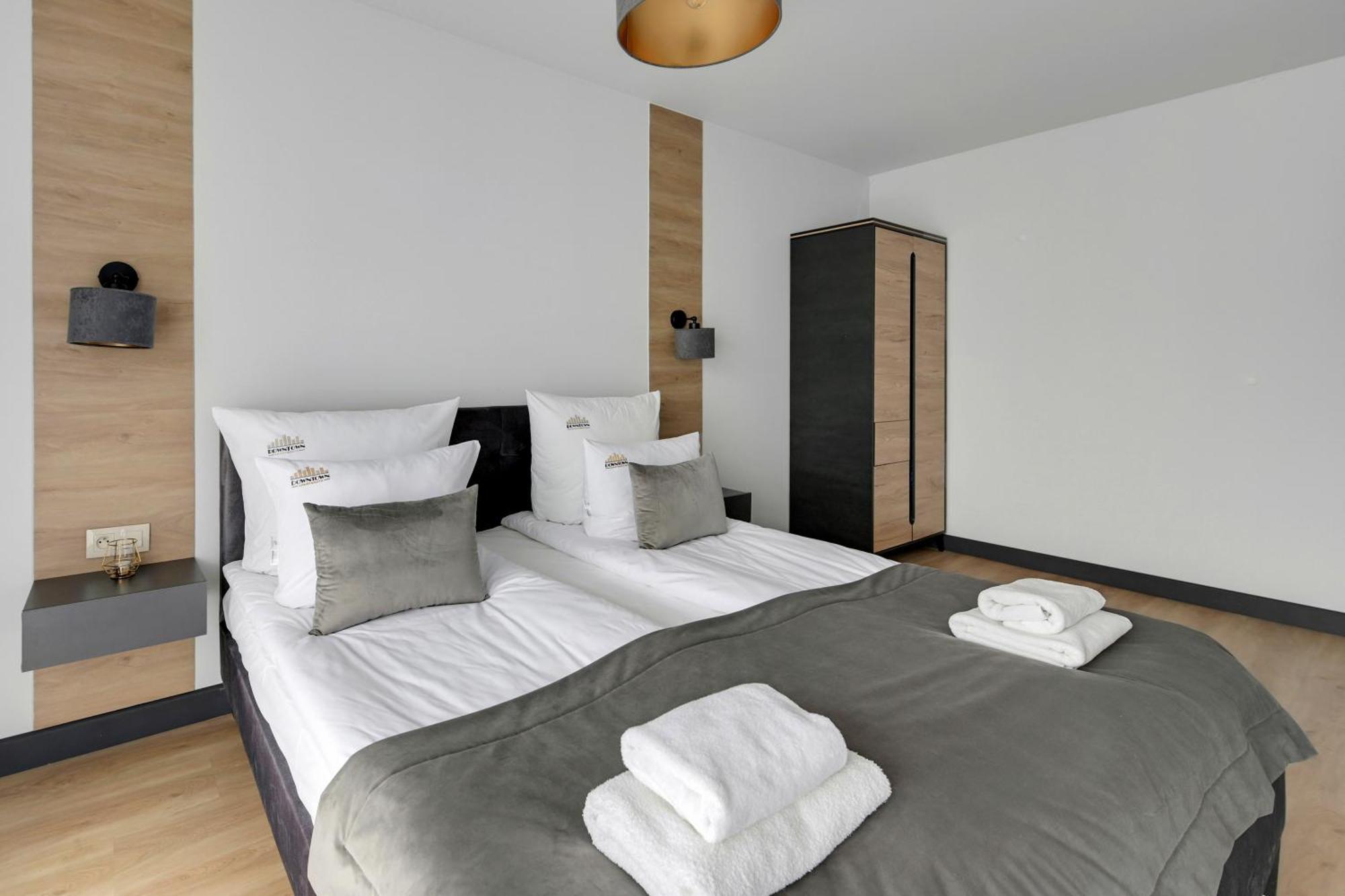 Angielska Grobla - City Center, Marina & Parking By Downtown Apartments Danzica Esterno foto